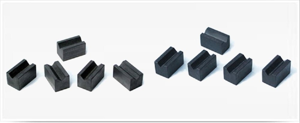 Graphite Crucibles & V Block